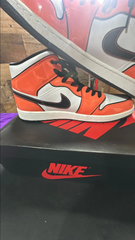 Jordan 1 Mid SE (Turf Orange)